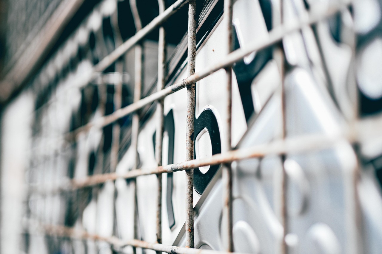 Backplate aluminium : avantages, usages et critères pour bien le choisir